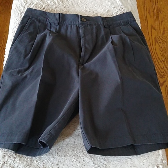 Evergreen Shorts - Picture 5 of 12